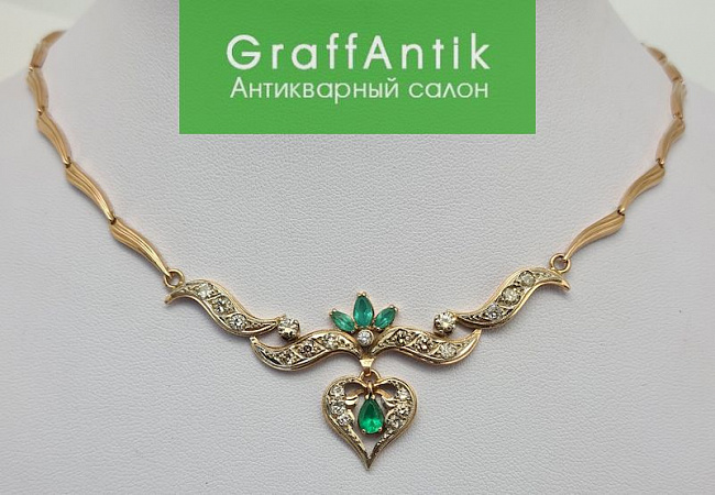 Золотое колье с изумрудами и бриллиантами
