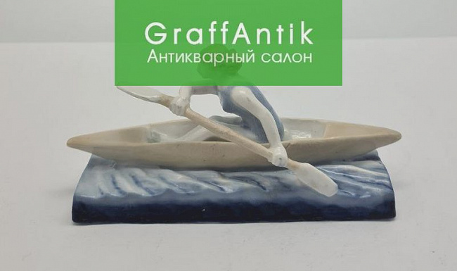 Фарфоровая статуэтка "Байдарочница" Дулево