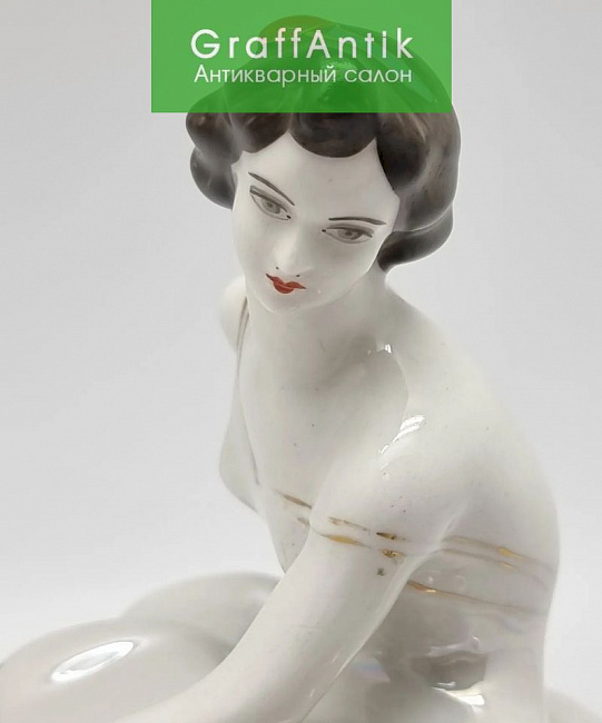 Фарфоровая фигурка "Балерина"