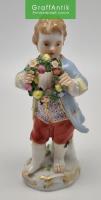 Фарфоровая статуэтка "Мальчик с венком из цветов" Мейсен