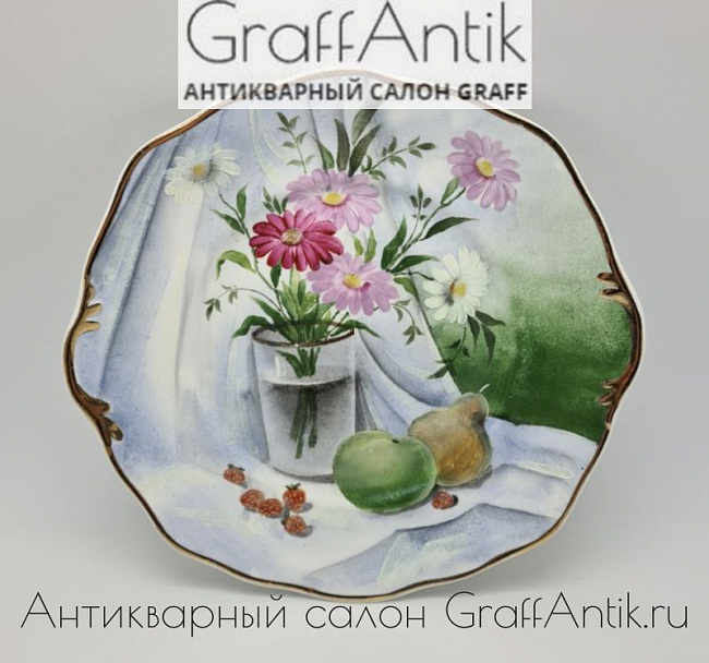 Настенная авторская тарелка "Цветы в вазе", Дулево