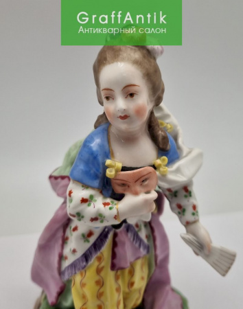 Купить Фарфоровая статуэтка "Маскарад-девочка,переодетая в султана",Германия