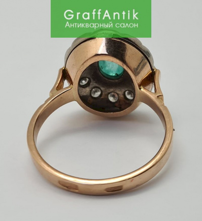 Золотое кольцо с изумрудом и бриллиантами 583 