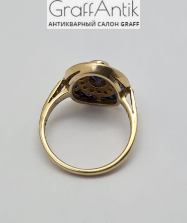 Кольцо золотое с сапфирами и бриллиантами