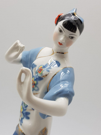 Купить Фарфоровая статуэтка "Китайский танец" Вербилки