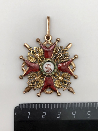 Орден Святого Станислава 3 степени с мечами. Золото 56 пробы