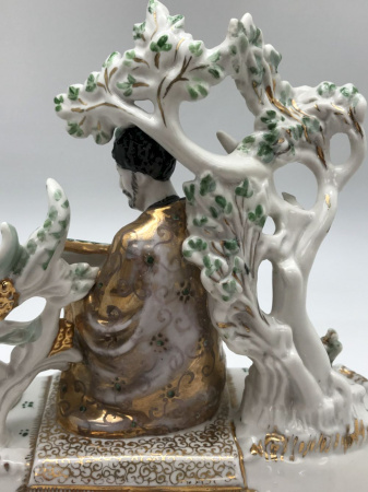Купить Чернильница со скульптурным изображением «Шота Руставели», агитационный фарфор ЛФЗ