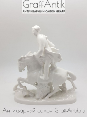 Купить Фарфоровая статуэтка "Казак на коне " Вербилки