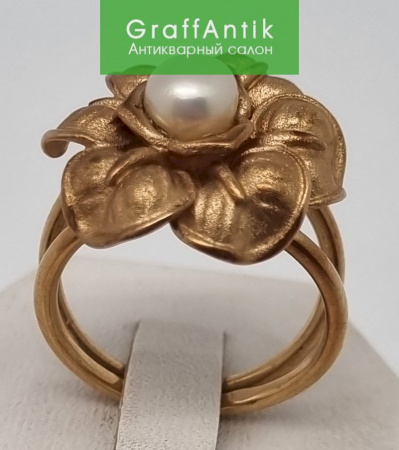 Золотое кольцо с жемчуженой