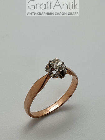 Советское золотое кольцо с бриллиантом