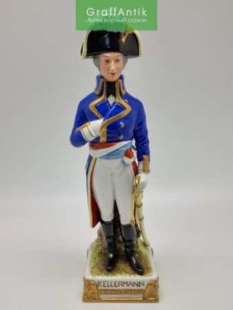 Купить Фарфоровая статуэтка "Маршал KELLERMANN" серия "Маршалы Армии Наполеона" Германия