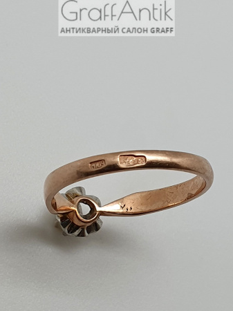 Советское золотое кольцо с бриллиантом