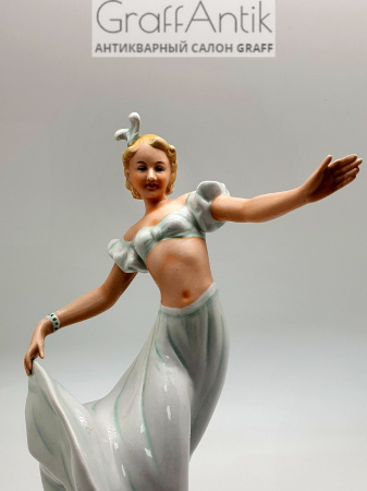Купить Фарфоровая фигура "Танцовщица" SchauBach Kunst