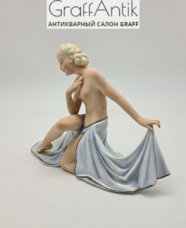 Купить Фарфоровая статуэтка "Танцовщица в юбке " Германия