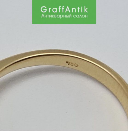Золотое кольцо с сапфиром 750