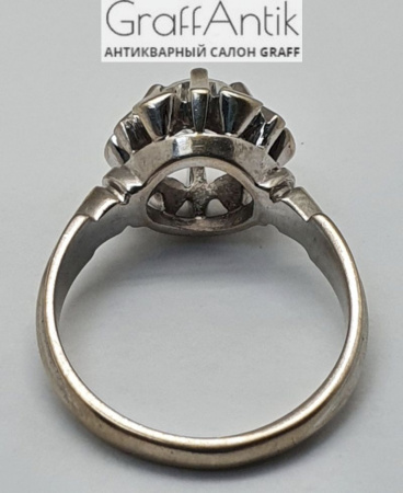 Кольцо из белого золота 750 с бриллиантом