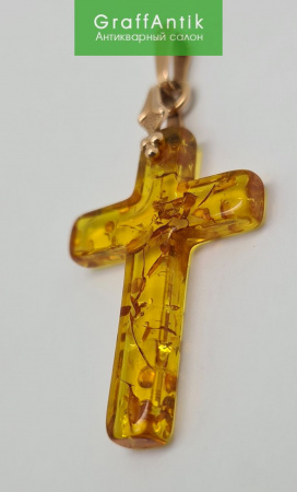 Золотая подвеска "Крест с янтарем"