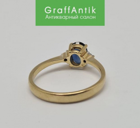 Золотое кольцо с сапфиром 750