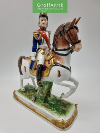 Купить Фарфоровая статуэтка "Маршал SOULT на коне" серия "Маршалы Армии Наполеона" Германия
