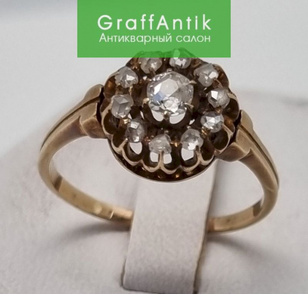 Антикварное золотое кольцо с бриллиантами 56 пробы