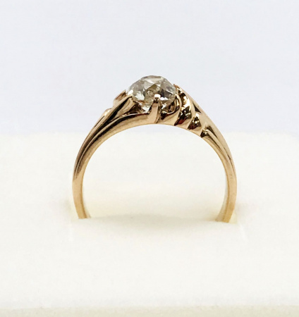 Антикварное кольцо с бриллиантом