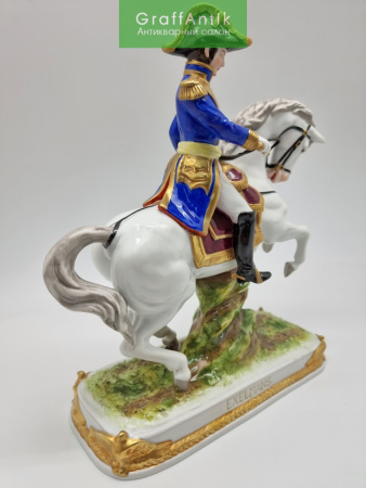Купить Фарфоровая статуэтка "Маршал EXELMANS на коне" серия "Маршалы Армии Наполеона" Германия