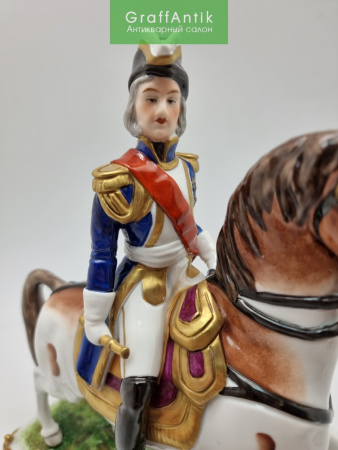 Купить Фарфоровая статуэтка "Маршал SOULT на коне" серия "Маршалы Армии Наполеона" Германия