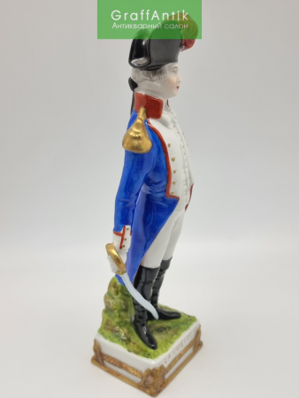 Купить Фарфоровая статуэтка "Маршал La FAYETTE" серия "Маршалы Армии Наполеона" Германия