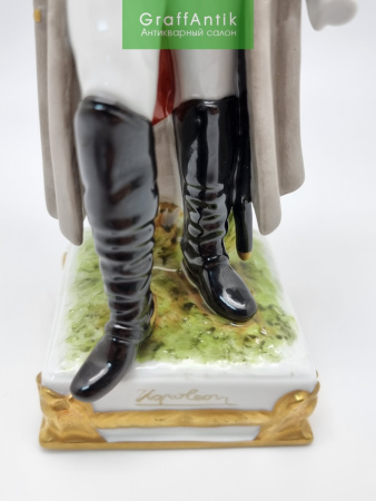 Купить Фарфоровая статуэтка "Наполеон I Бонапарт" Германия